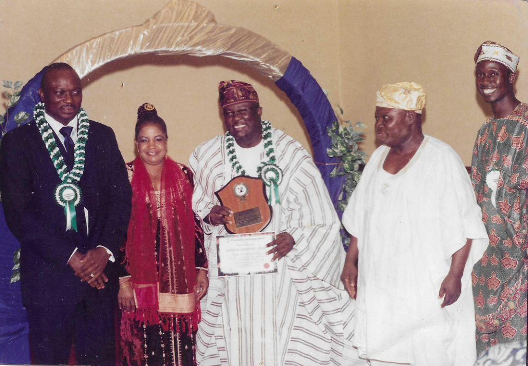 HIS EXCELLENCY RECEIVES PATRIOTIC ACHIEVERS AWARD