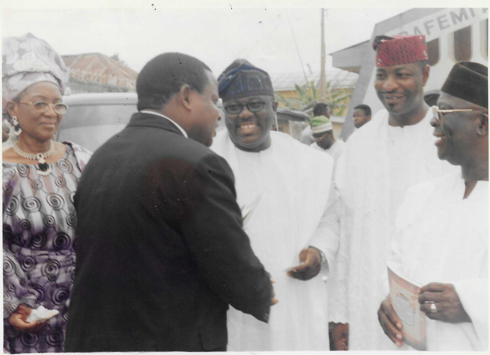 HIS EXCELLENCY WITH CHIEF AYO ADEBANJO,  MRS MODUPE OLAIYA, MR ORIOWO FROM OSUN STATE AT CHIEF OBAFEMI AWOLOWO HOUSE IKENNE ON HIS BIRTHDAY
